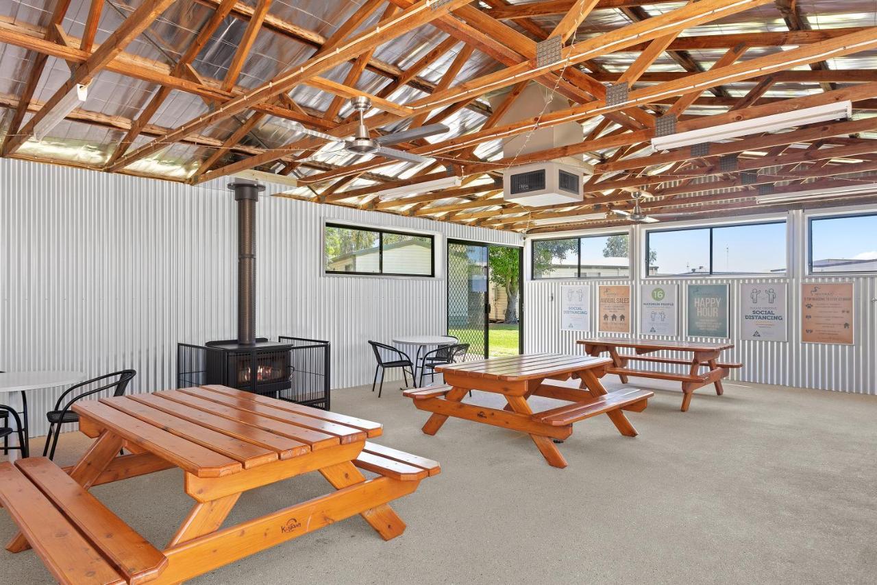 Big4 Moama Holiday Park Extérieur photo