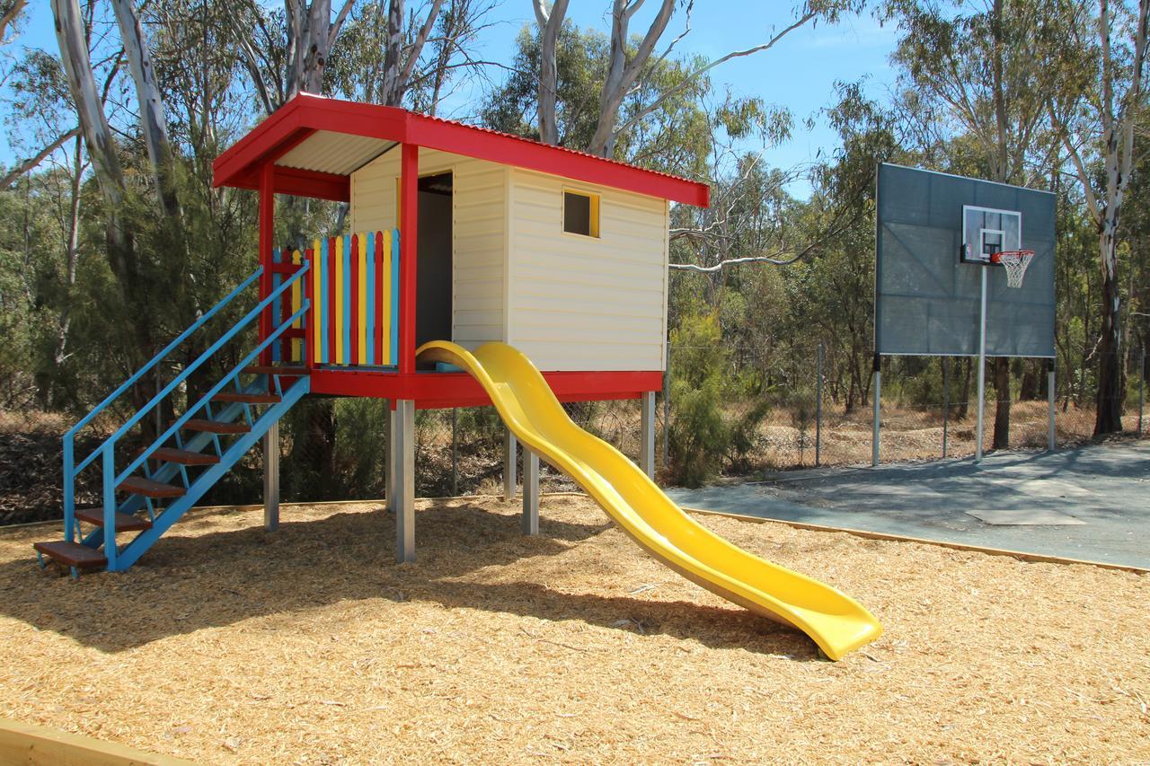 Big4 Moama Holiday Park Extérieur photo